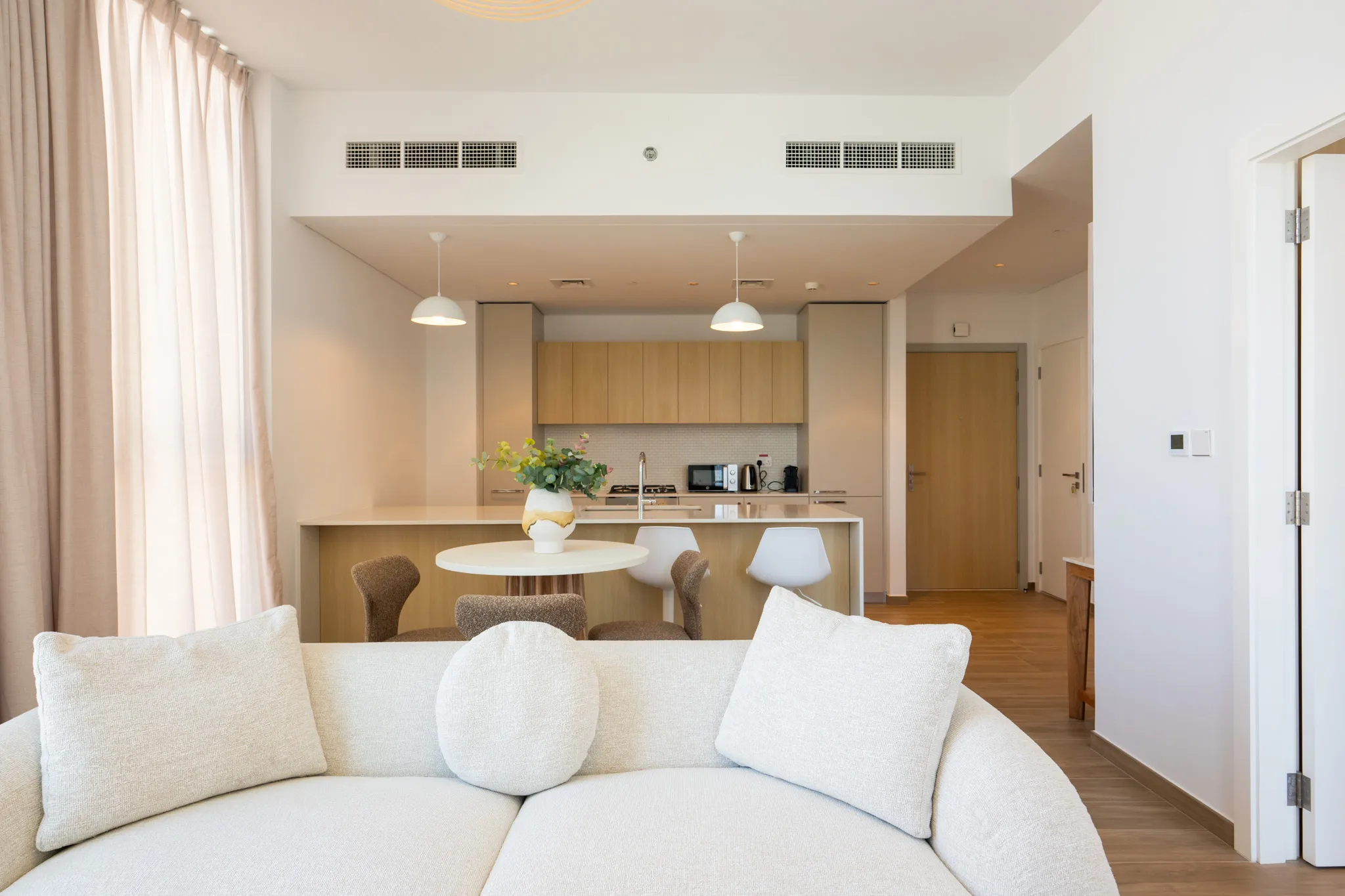 Elegant dining space with luxury furnishings